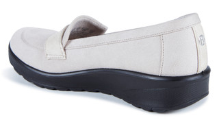 Thumbnail 2: Baretraps Women's Solid Comfort Loafers 