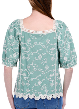 Thumbnail 2: Women's Embroidered Crochet Top 