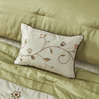 Thumbnail 12: Madison Park Madison Park Serene Green 7-pc. Comforter Set 