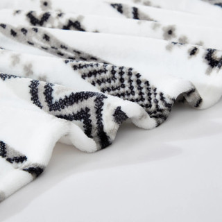 Thumbnail 4: Wrangler Diamond Trail Ultra Soft Plush Fleece Reversible Throw 
