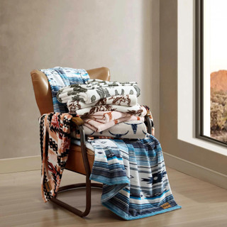 Thumbnail 4: Wrangler Steer Head Ultra Soft Plush Fleece Reversible Throw 