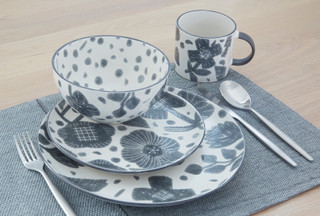 Thumbnail 3: Baum Baum Legacy Grey Floral 16 pc Dinnerware Set 