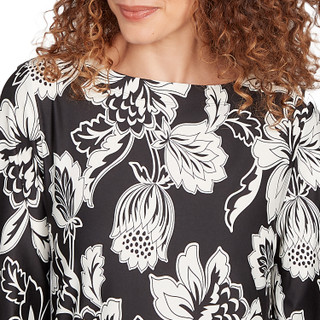 Thumbnail 2: Ruby Road Ruby Road Petite 3Q Sleeve Floral Geo Border Knit Top 