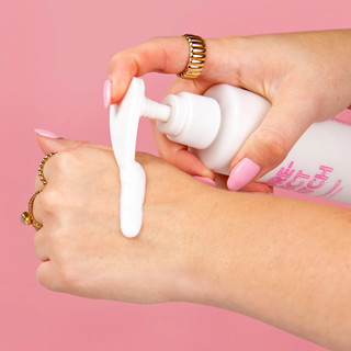 Thumbnail 4: SOLO VEGAN SoloVegan Pore-fect Match Milky Cleanser, 195 ML 