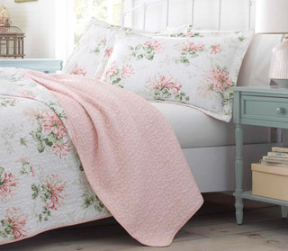 Thumbnail 5: Laura Ashley Laura Ashley Honeysuckle Quilt Set 