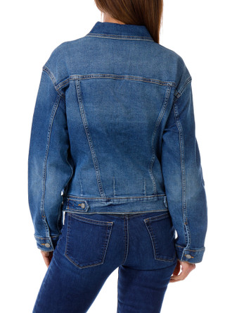 Thumbnail 2: Dark Wash