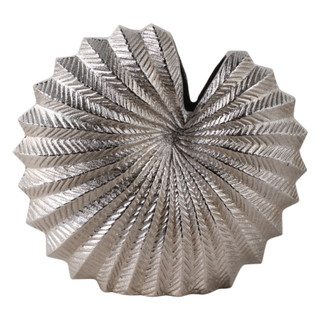 Thumbnail 5: Sagebrook Home Sagebrook Home Seashell Metal Vase Home Accent 