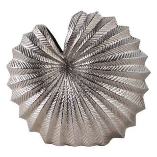 Thumbnail 1: Sagebrook Home Sagebrook Home Seashell Metal Vase Home Accent 
