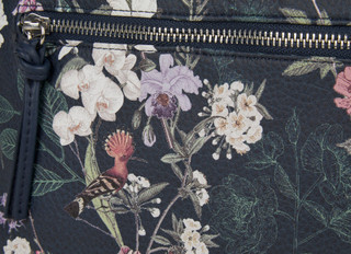 Thumbnail 2: Bueno Bueno Navy Floral Print Crossbody Bag 