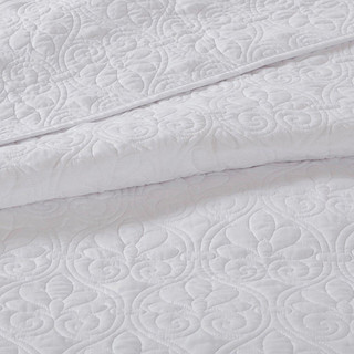 Thumbnail 13: Madison Park Madison Park Quebec Reversible Bedspread Set 