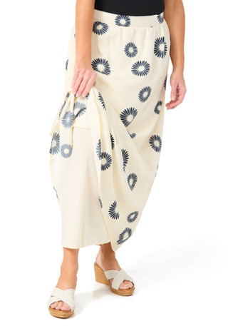 Thumbnail 2: Bobeau Women's Acrylic Flower Maxi Skirt 