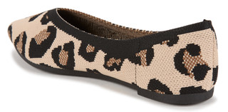 Thumbnail 3: Mia Women's Lita Leopard Print Flats 