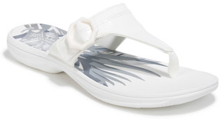 Thumbnail 4: Clarks Women's Breeze Cove Casual Thong Sandals  