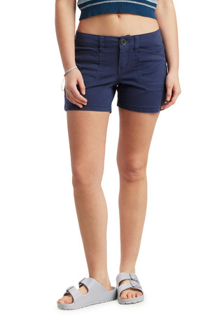 Thumbnail 1: Unionbay Juniors Darcy 5-Inch Solid Shorts 