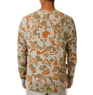 Thumbnail 3: Under Armour Men's Long Sleeve Fish Elite Camo Performance Shirt  