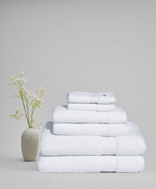 Thumbnail 2: ROYAL VELVET Royal Velvet Signature Solid Towel. 
