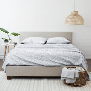 Thumbnail 2: Home Collections Home Collections Premium Ultra Soft Chantilly Sheet Set 
