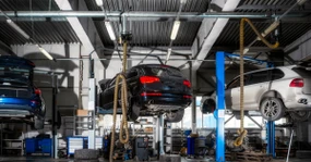 A Complete Guide To Choosing the Right 2-Post Car Lift