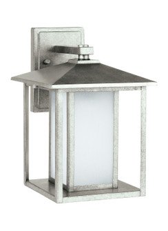 Hunnington One Light Outdoor Wall Lantern in Weathered Pewter (1|89031EN3-57)