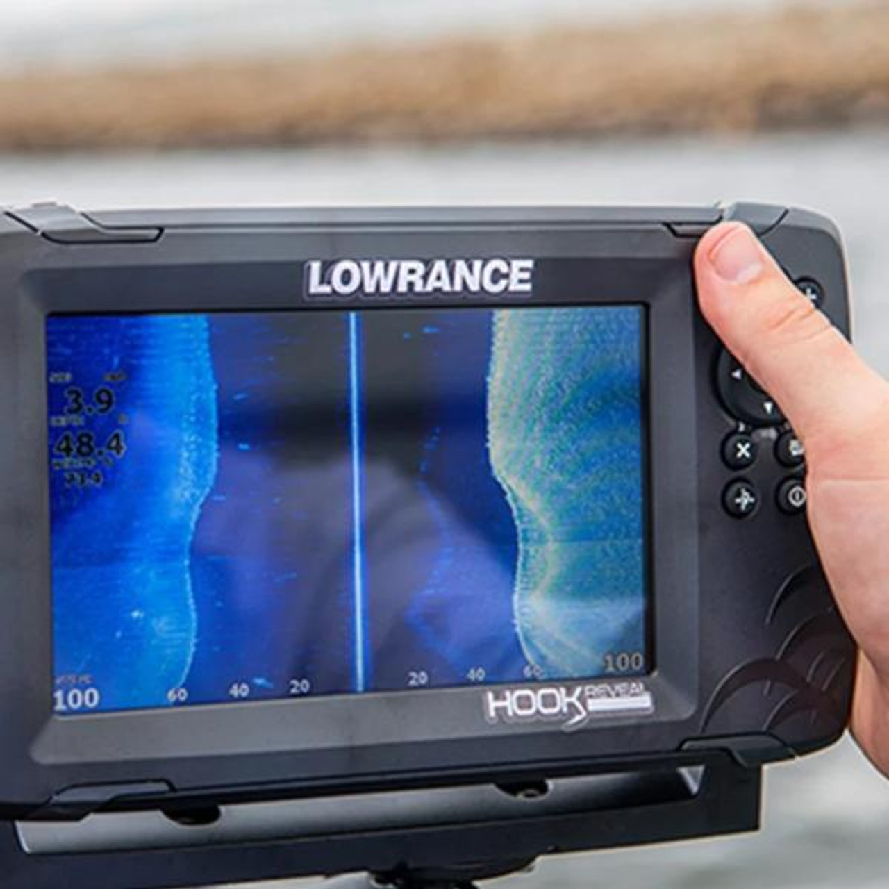 Lowrance HOOK Reveal 7 TripleShot with CHIRP, SideScan, DownScan & AUS/NZ  charts (000-15521-001)
