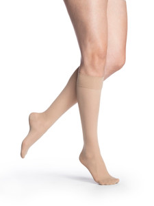Sigvaris Women's Style Medium Sheer Calf Women's Closed Toe, 20-30mmHg Sigvaris Women's Style Medium Sheer Calf Women's Closed Toe, 20-30mmHg