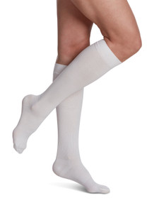 Women's Essential Cotton Calf, Closed Toe, 20-30mmHg Women's Essential Cotton Calf, Closed Toe, 20-30mmHg
