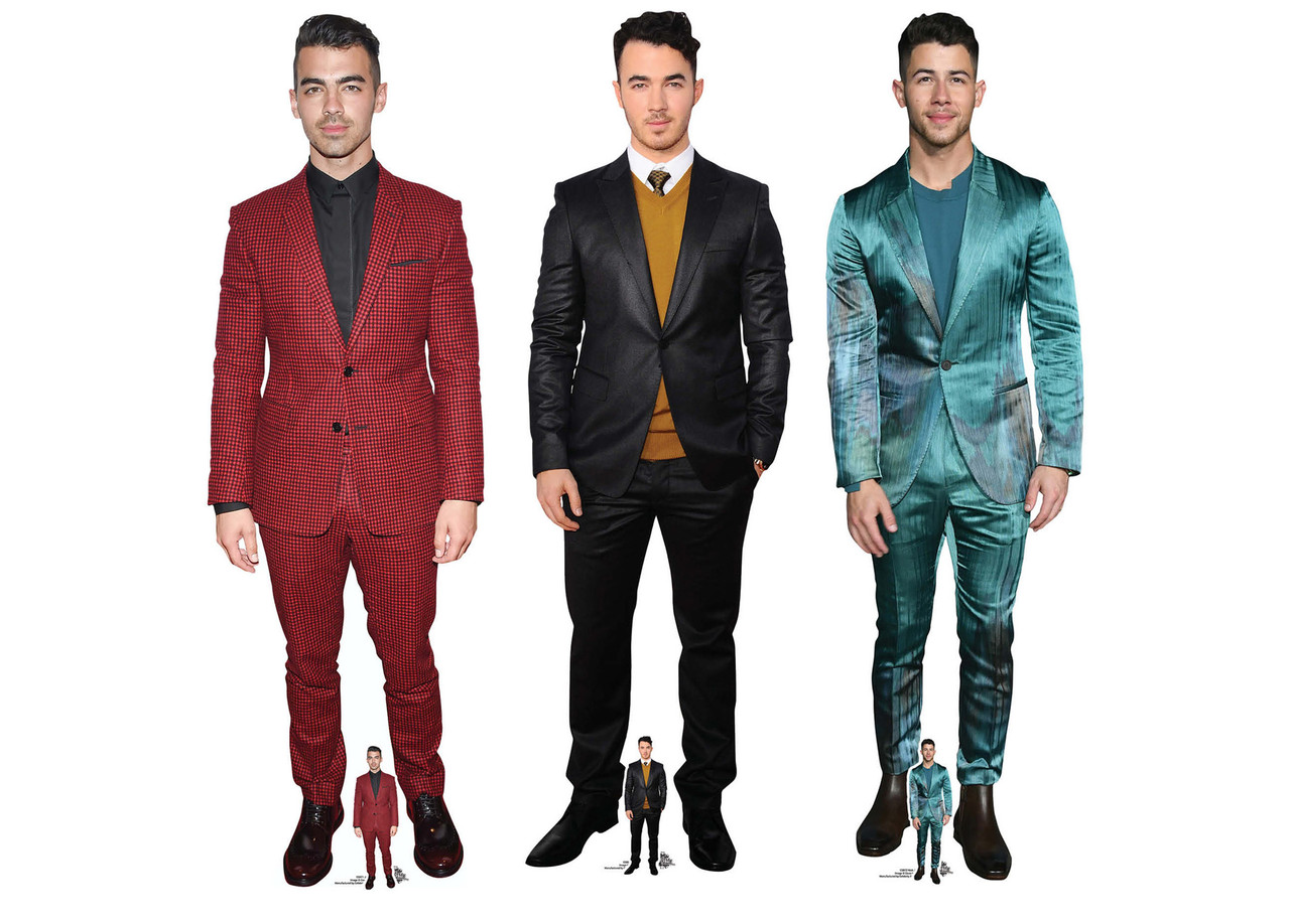 Ed Sheeran Lifesize Cardboard Cutout. Buy celebrity cutouts, standups