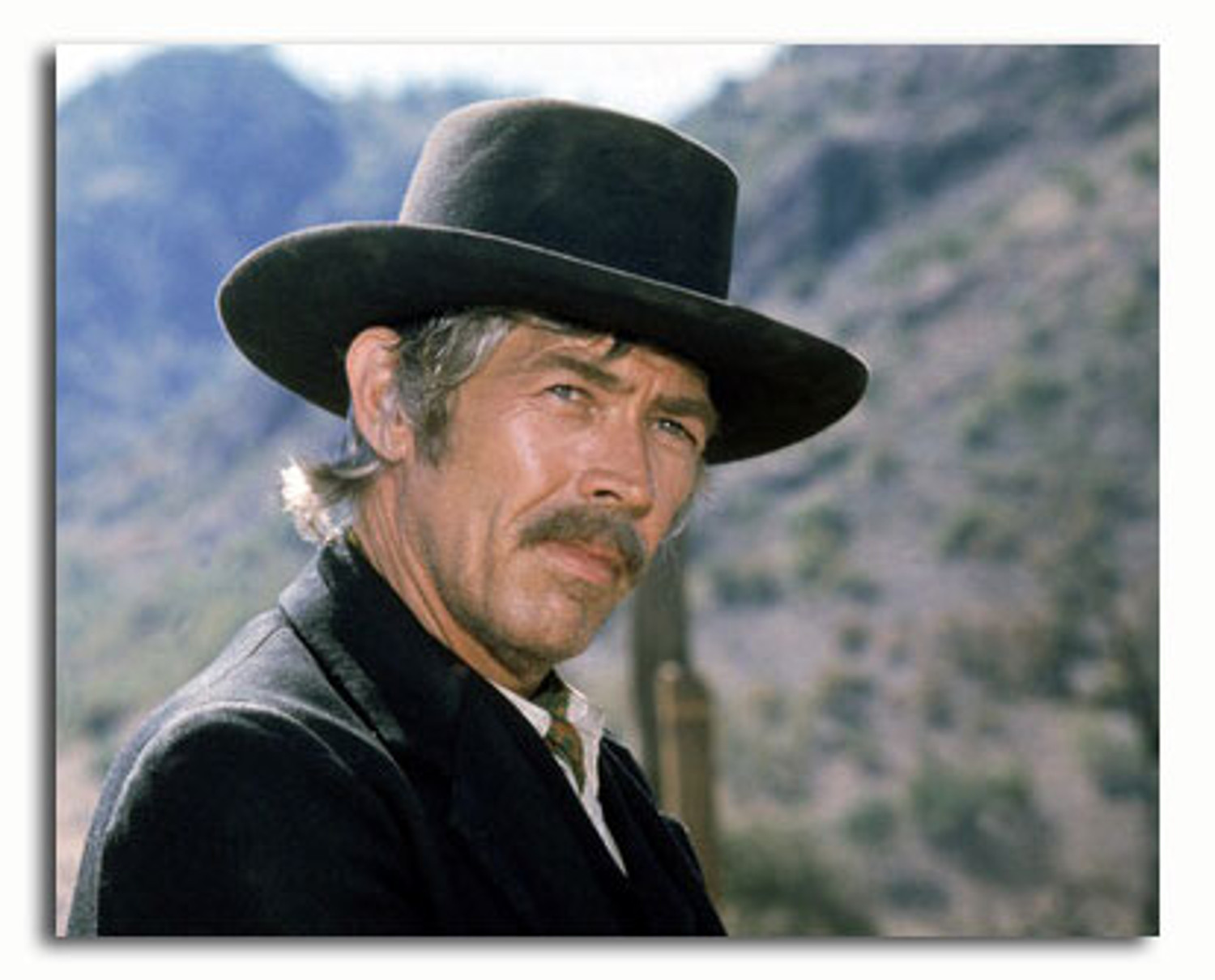 SS3561714) Movie picture of James Coburn buy celebrity photos and posters at Starstills.com