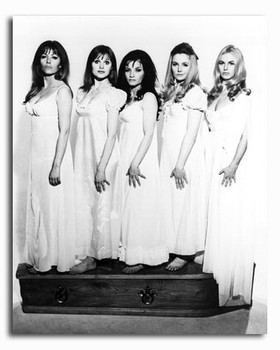 (SS2320968) Cast The Vampire Lovers Movie Photo (SS2320968) Cast The Vampire Lovers Movie Photo