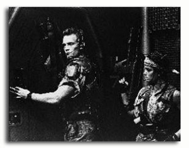 (SS202644) Cast   Aliens Movie Photo