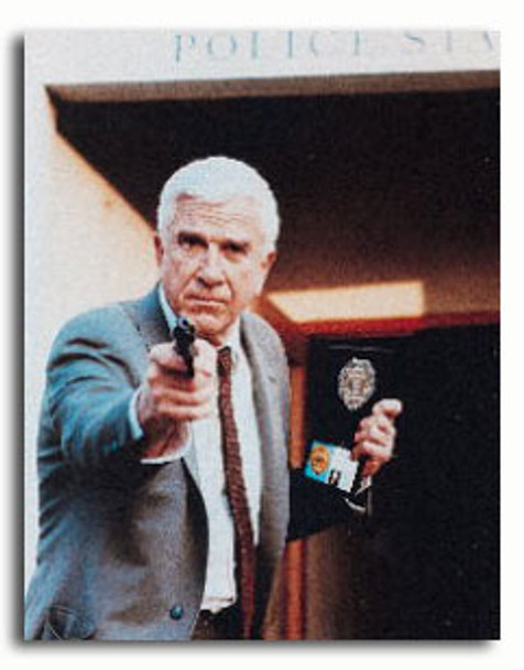 (SS2770079) Leslie Nielsen  The Naked Gun: From the Files of Police Squad! Movie Photo