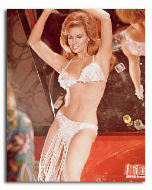 (SS3313401) Raquel Welch  Bedazzled Movie Photo