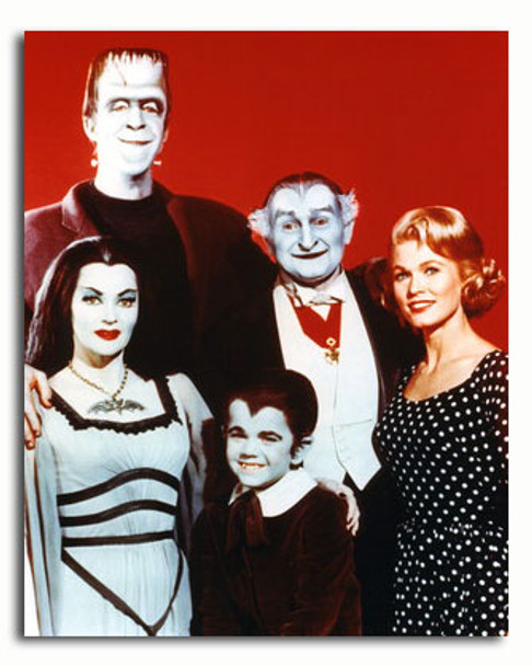 (SS3374007) Cast   The Munsters Movie Photo