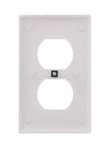 1-Gang Duplex Receptacle Wall Plate