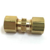 0122040 -  Coupling 1/4" Od Compression Lf