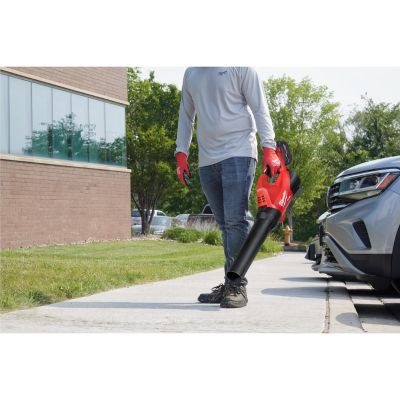 Milwaukee Tool M18 FUEL 120 MPH 500 CFM 18V Brushless Cordless Battery Powered Leaf Blower Kit w/12.0 Ah FORGE Battery and Rapid Charger
