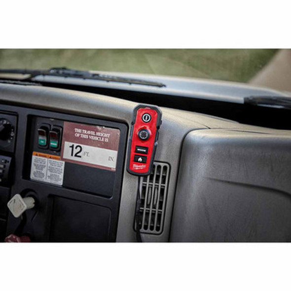 Milwaukee 2123 Utility Remote Control Search Light