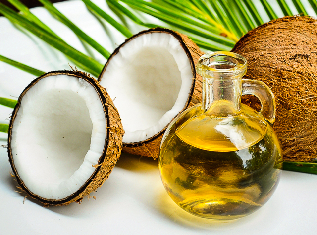 Benefits of Coconut Oil for Natural Hair