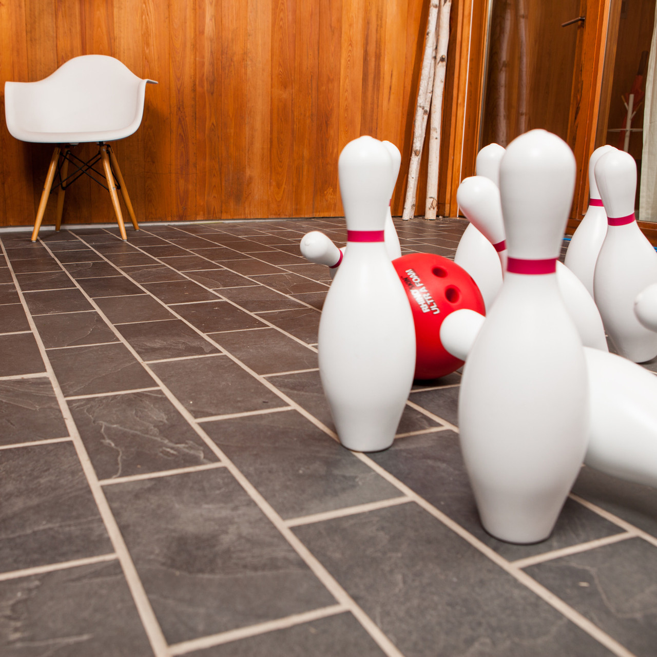 RHINO SKIN BOWLING BALL - Champion Sports