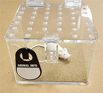 Rodent Holding Cage 7 x 7 x 5 in hinged with cage tag