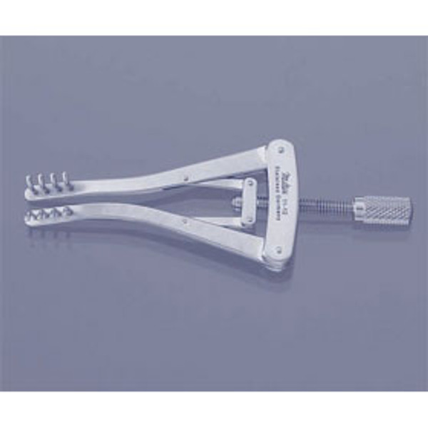 Alm Retractor 18 d 2.75 spread 2.25 prongs