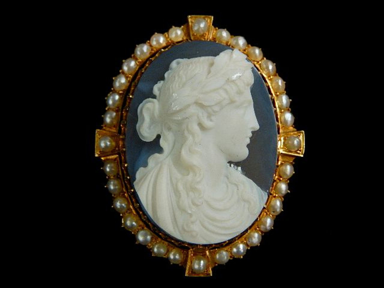 ANTIQUE STONE CAMEO BROOCH - 4076DG454