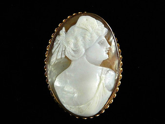 CAMEO PIN - 2101bb496