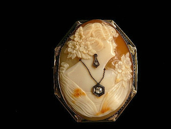 DIAMOND CAMEO PIN - 6518b3499