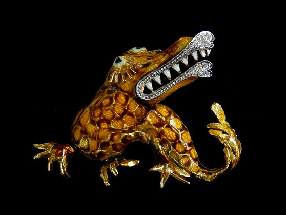 ENAMEL ALLIGATOR BROOCH - 5646B3490H