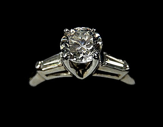 DIAMOND ENGAGEMENT RING - 5013HT859
