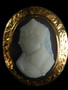 HARDSTONE CAMEO BROOCH - 6110dg252a