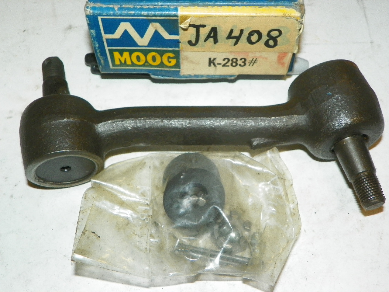 Chevrolet 1958-60 Corvair 60-64 Steering Stabilizer Idler Arm Moog K-283