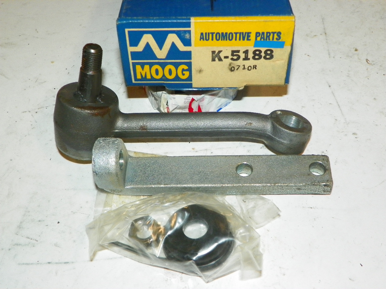 Buick Riviera 1967-70 NOS High Performance Idler Arm Moog K-5188 Made in USA