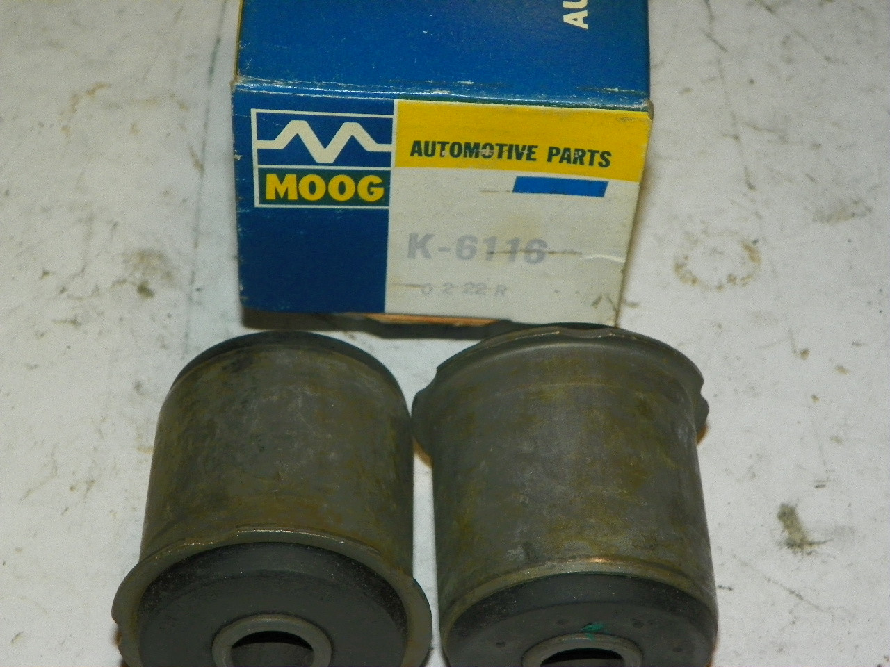 Lower Control Arm Bushing Moog K-6116 fits Chevrolet B.O.P. Cad 1971 1972